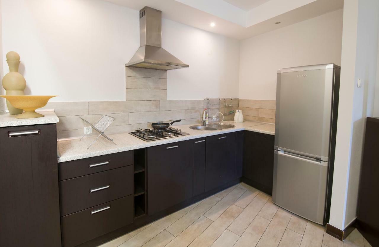 Apartamenty Na Warszawskiej Сєрадз Екстер'єр фото